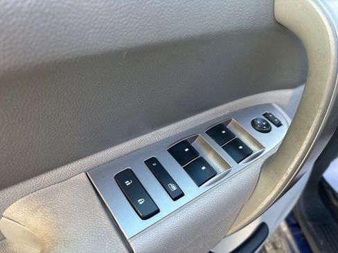 Used 2013 GMC Sierra 1500 W/T image 10