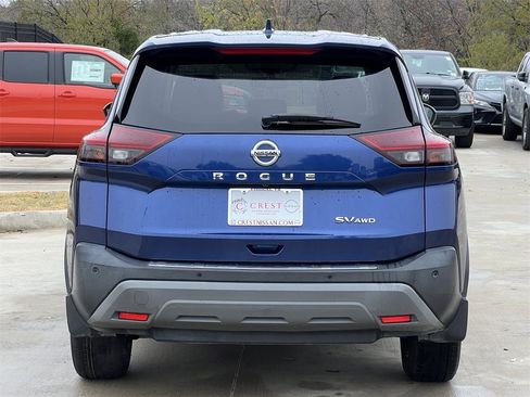 Certified 2021 Nissan Rogue SV image 5