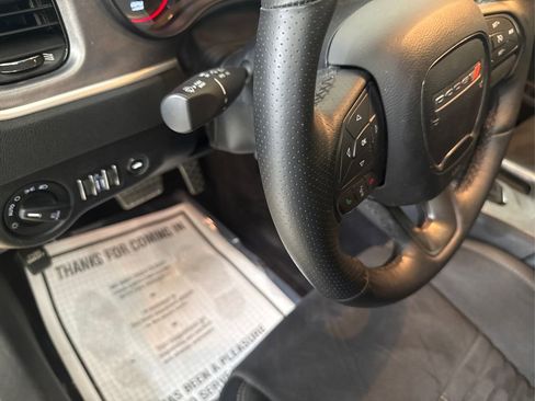 Used 2017 Dodge Charger R/T image 36