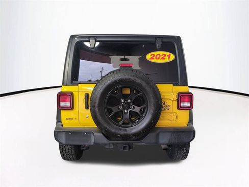Used 2021 Jeep Wrangler Unlimited Sport AWD/4WD image 6