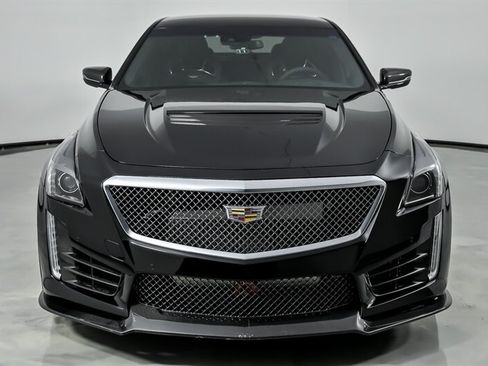Used 2016 Cadillac CTS V w/ Luxury Package RWD image 5