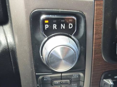 Used 2014 RAM 1500 Laramie w/ Convenience Group AWD/4WD image 11