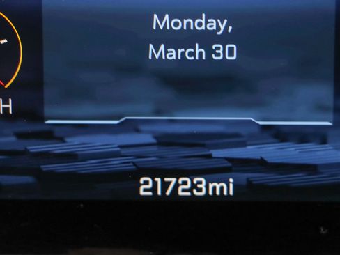 Used 2025 Chevrolet Tahoe High Country w/ Sun And Tow Package image 17