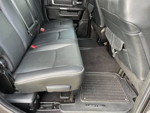 Used 2018 RAM 3500 Laramie Longhorn image 28