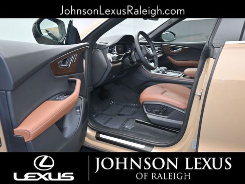 Used 2025 Audi Q8 Premium Plus image 10