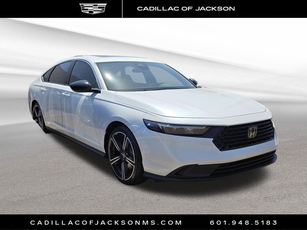 Used 2023 Honda Accord Sport image 9