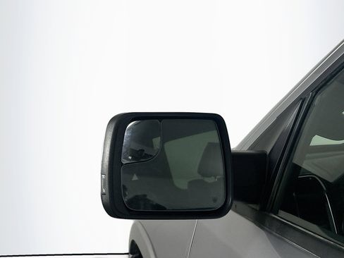 Used 2025 RAM 1500 Laramie image 15