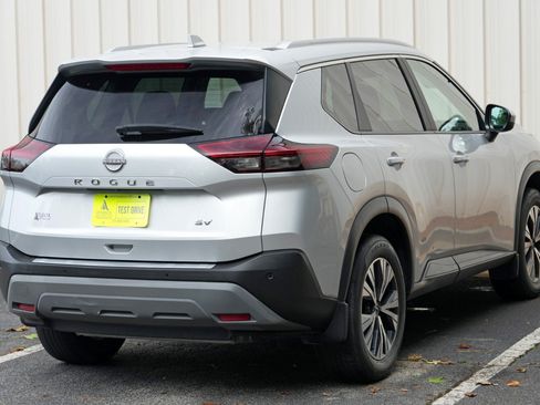 Used 2023 Nissan Rogue SV w/ SV Premium B Package FWD image 47
