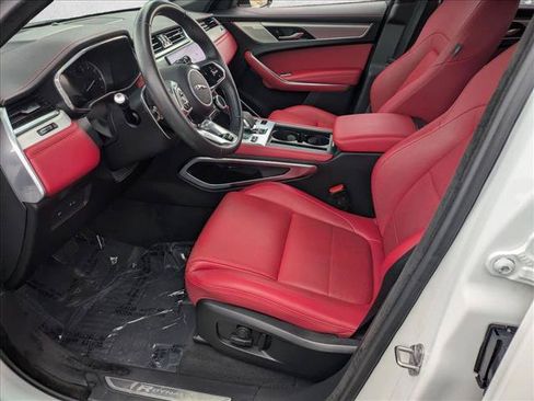 Used 2023 Jaguar F-PACE R-Dynamic S AWD/4WD image 15