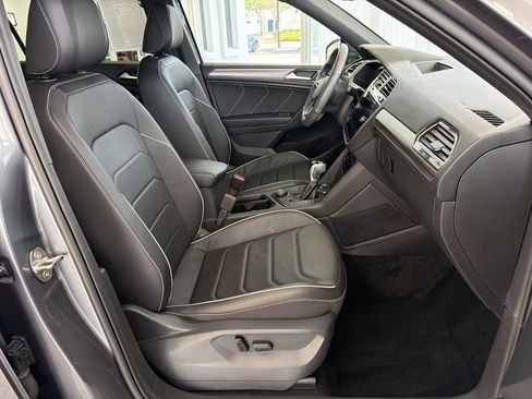 Used 2024 Volkswagen Tiguan SEL R-Line AWD/4WD image 26