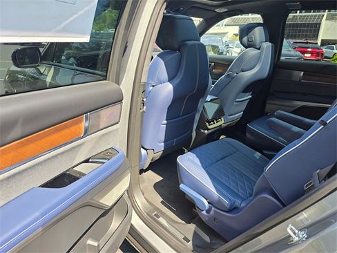 New 2026 Cadillac Vistiq Premium Luxury image 16