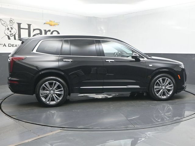 Used 2025 Cadillac XT6 Premium Luxury AWD/4WD image 44
