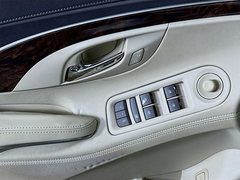 Used 2016 Buick LaCrosse Leather FWD image 15