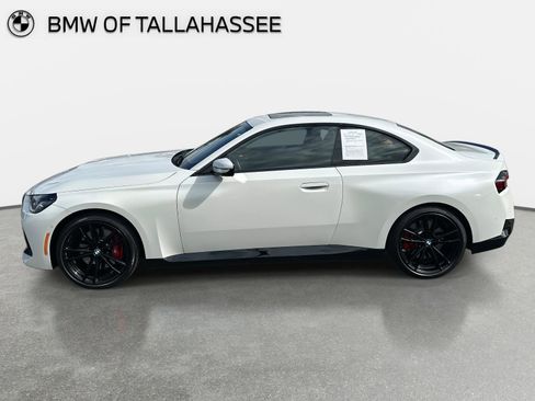 Used 2024 BMW 230i Coupe w/ Premium Package image 8