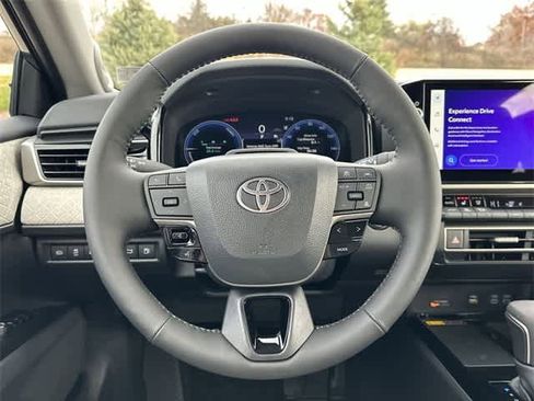 New 2026 Toyota Camry XLE image 8