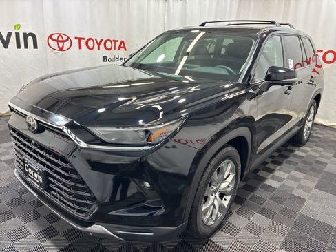 New 2026 Toyota Grand Highlander AWD image 4