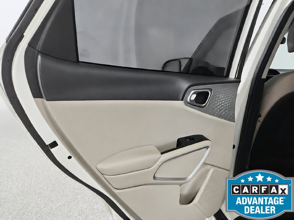 Used 2022 Kia Soul LX FWD image 30