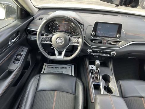 Used 2020 Nissan Altima 2.5 SR image 13