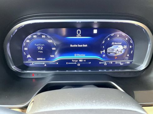 Used 2022 Chevrolet Tahoe Premier AWD/4WD image 15