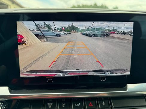 Used 2024 GMC Sierra 2500 SLE image 16