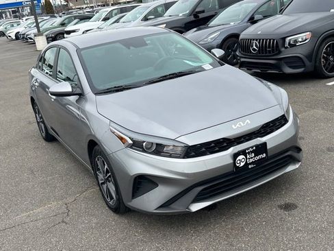 Certified 2024 Kia Forte LXS image 7