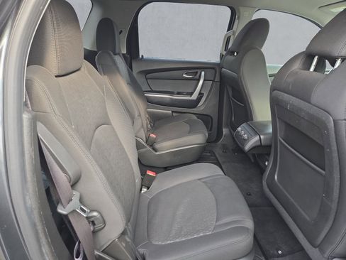 Used 2012 GMC Acadia SLE image 23