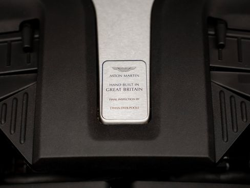 Used 2021 Aston Martin DBX image 72