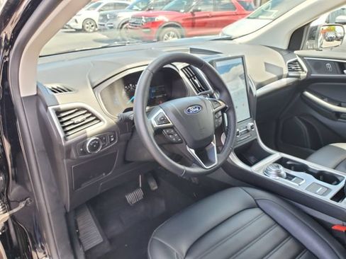 Certified 2024 Ford Edge SEL w/ Convenience Package AWD/4WD image 11