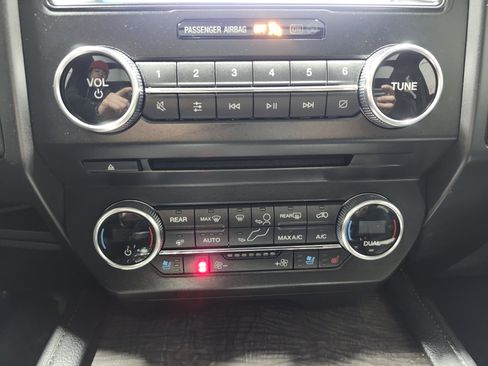 Used 2018 Ford Expedition Max Limited w/ Equipment Group 301A image 34