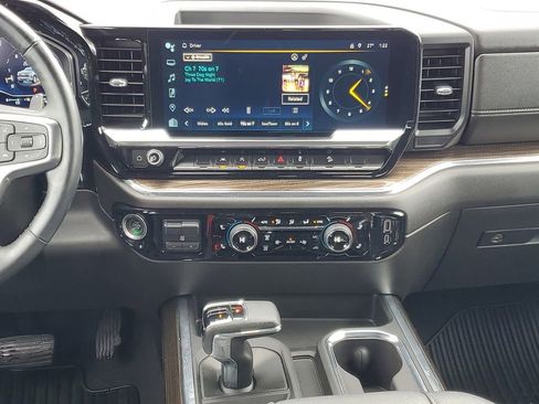 Used 2023 Chevrolet Silverado 1500 RST w/ Convenience Package II image 27