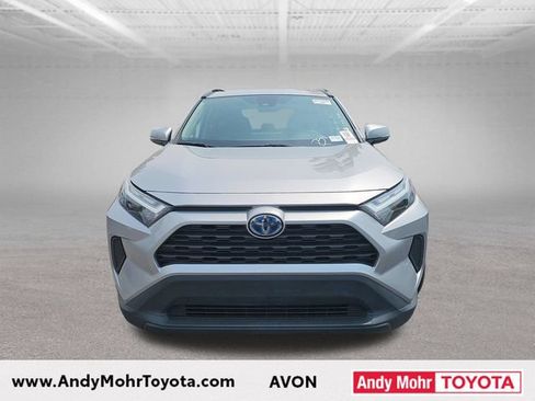 Used 2024 Toyota RAV4 LE AWD/4WD image 3
