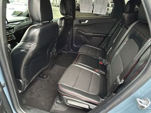 Certified 2025 Ford Escape ST-Line image 15
