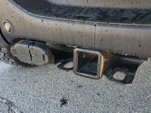 Used 2023 Ford Bronco Black Diamond image 9