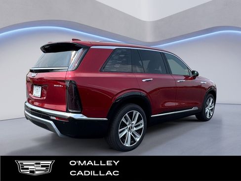 New 2026 Cadillac Vistiq Luxury w/ LPO, Floor Liner Package image 5