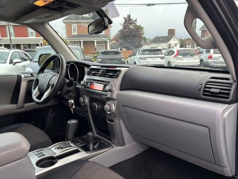 Used 2011 Toyota 4Runner SR5 image 17