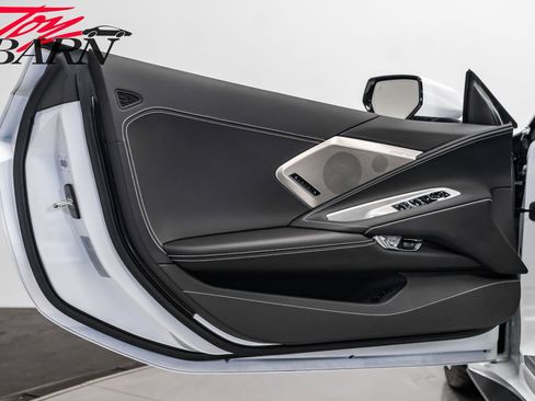 Used 2024 Chevrolet Corvette Stingray Preferred Conv w/ 2LT image 27