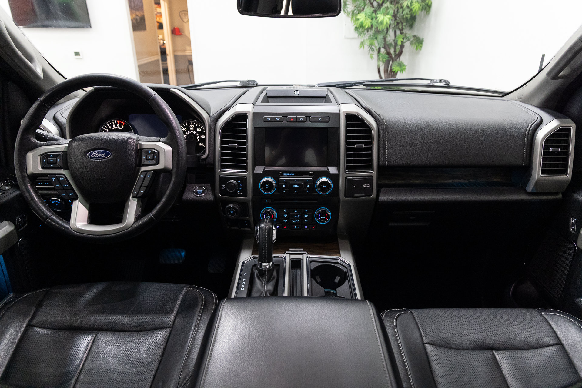 Used 2018 Ford F150 4x4 SuperCrew image 5
