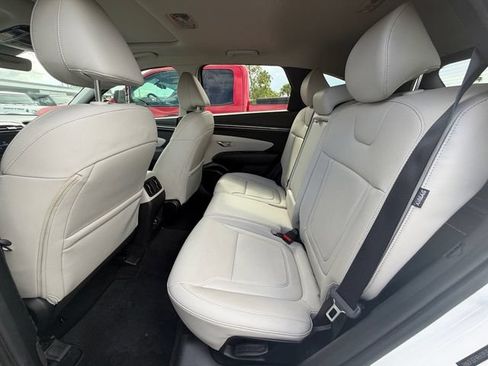 Used 2024 Hyundai Tucson SEL w/ Convenience Package FWD image 4