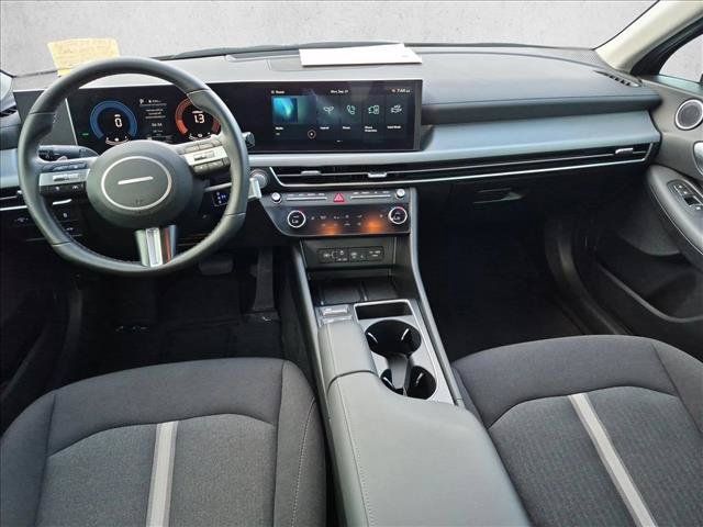 Certified 2025 Hyundai Sonata SEL FWD image 16