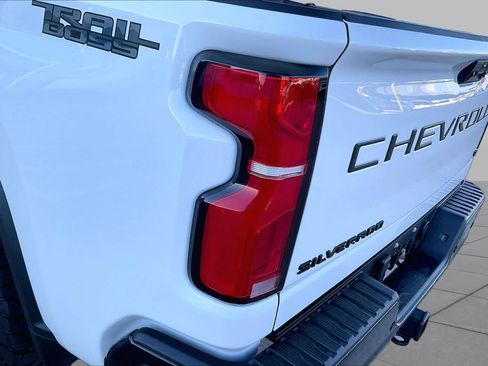 Used 2025 Chevrolet Silverado 2500 LT w/ Trail Boss Package AWD/4WD image 27