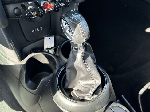 Used 2017 MINI Cooper 2-Door Hardtop FWD image 20