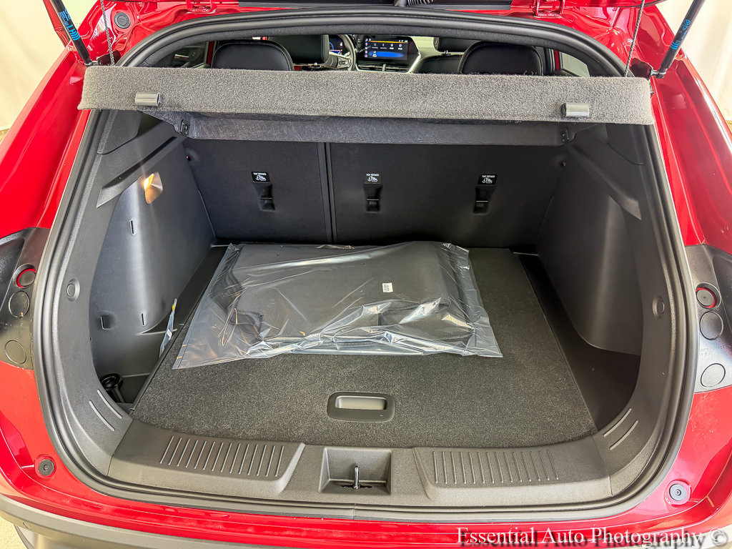 New 2026 Chevrolet Trax RS w/ Driver Confidence Package FWD image 17
