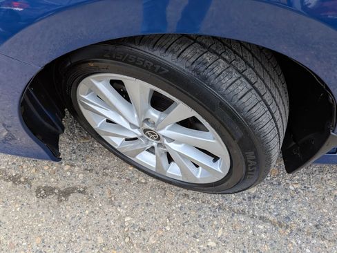 Used 2023 Toyota Camry LE FWD image 10
