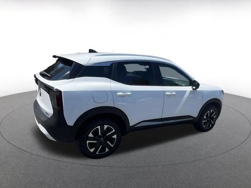 Used 2026 Nissan Kicks SV w/ Cold Weather Package AWD/4WD image 15