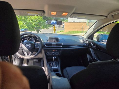 Used 2014 MAZDA MAZDA3 i Sport FWD image 17