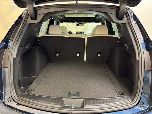 Used 2025 Acura RDX SH-AWD image 34