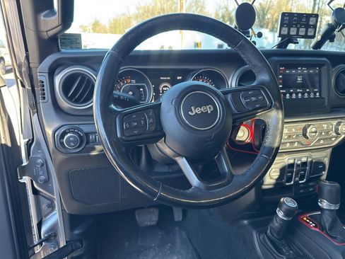 Used 2020 Jeep Gladiator Sport w/ Quick Order Package 24S image 8