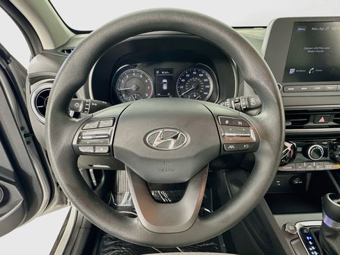 Used 2023 Hyundai Kona SEL FWD image 11