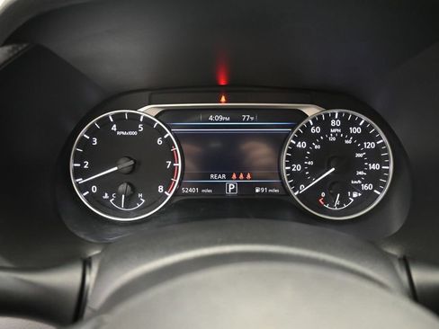 Used 2021 Nissan Sentra SV FWD image 23