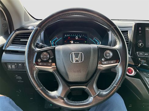 Used 2022 Honda Odyssey Elite image 11